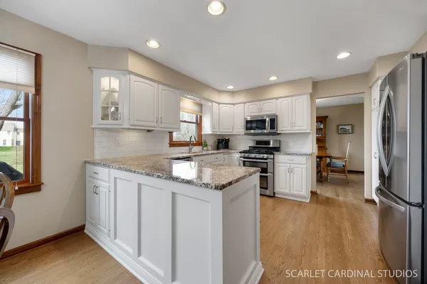 $550,000 | 4N890 Chaffield Drive, St. Charles, IL 60175