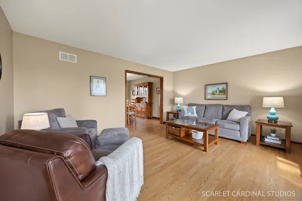 $550,000 | 4N890 Chaffield Drive, St. Charles, IL 60175