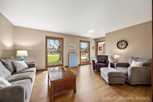 $550,000 | 4N890 Chaffield Drive, St. Charles, IL 60175