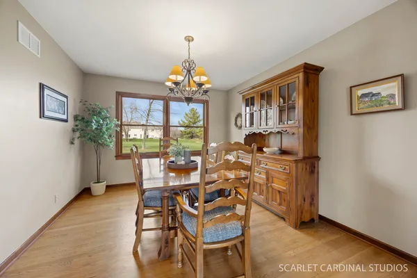 $550,000 | 4N890 Chaffield Drive, St. Charles, IL 60175