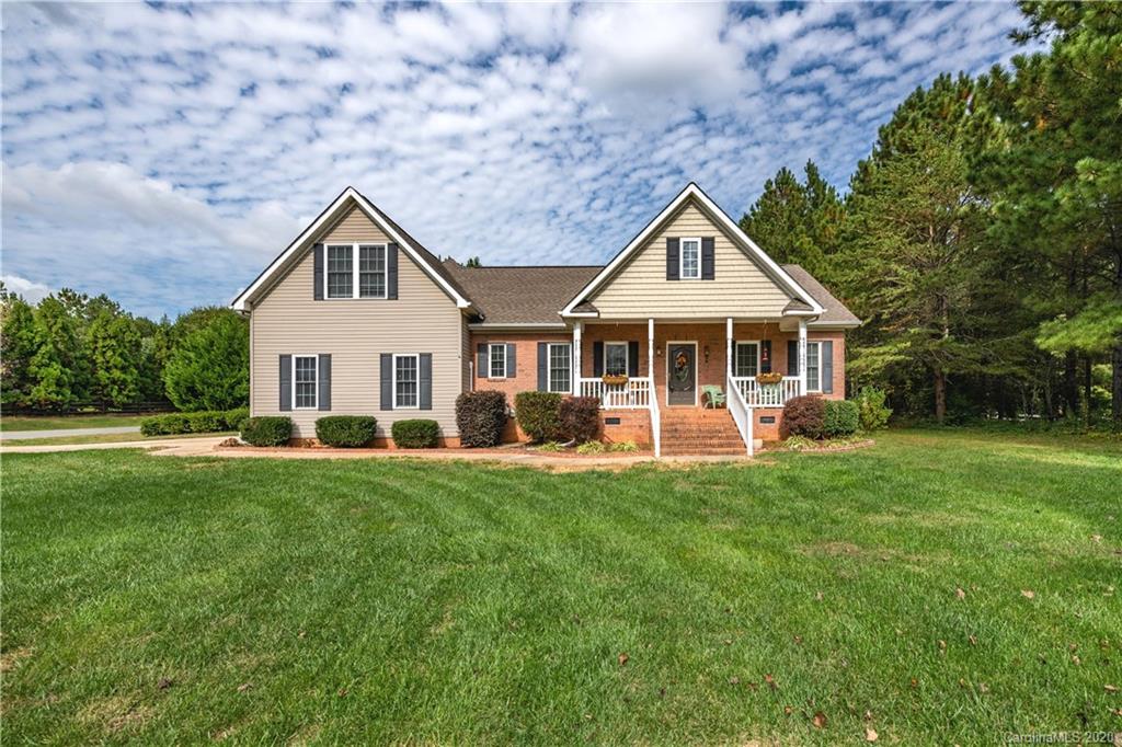 773 Sunnywood Road York, SC 29745 - Photo 1 of 48 Gallery Image 1