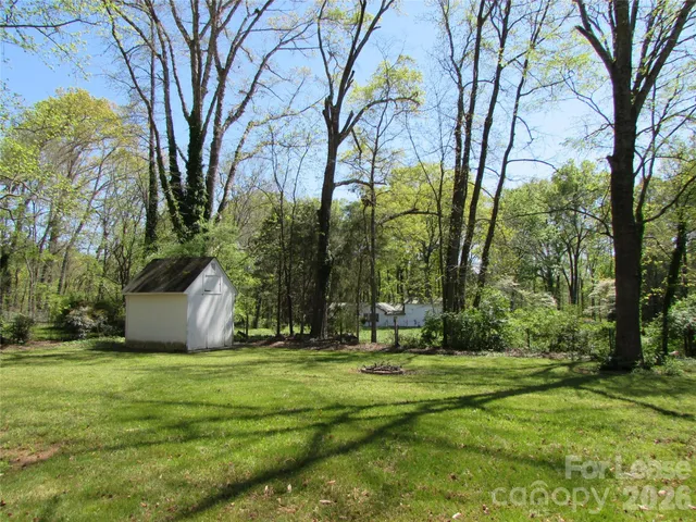 $1,575 | 1107 Forestdale Drive, Salisbury, NC 28144