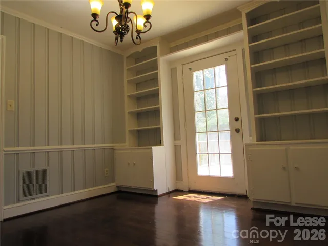 $1,575 | 1107 Forestdale Drive, Salisbury, NC 28144