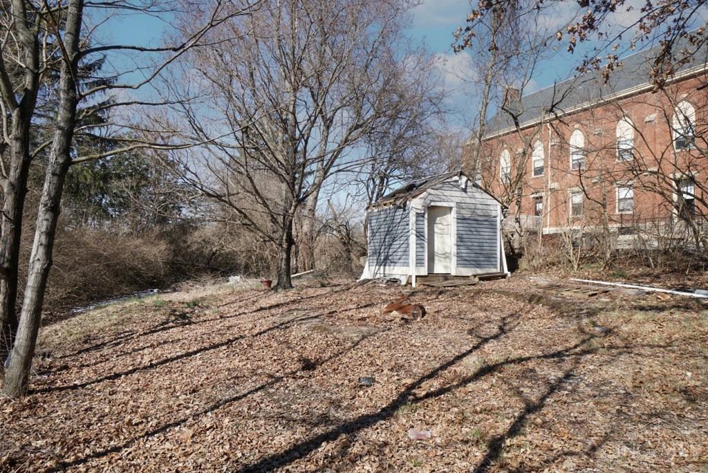 1021 Neeb Road Cincinnati, OH 45233 - Photo 24 of 26