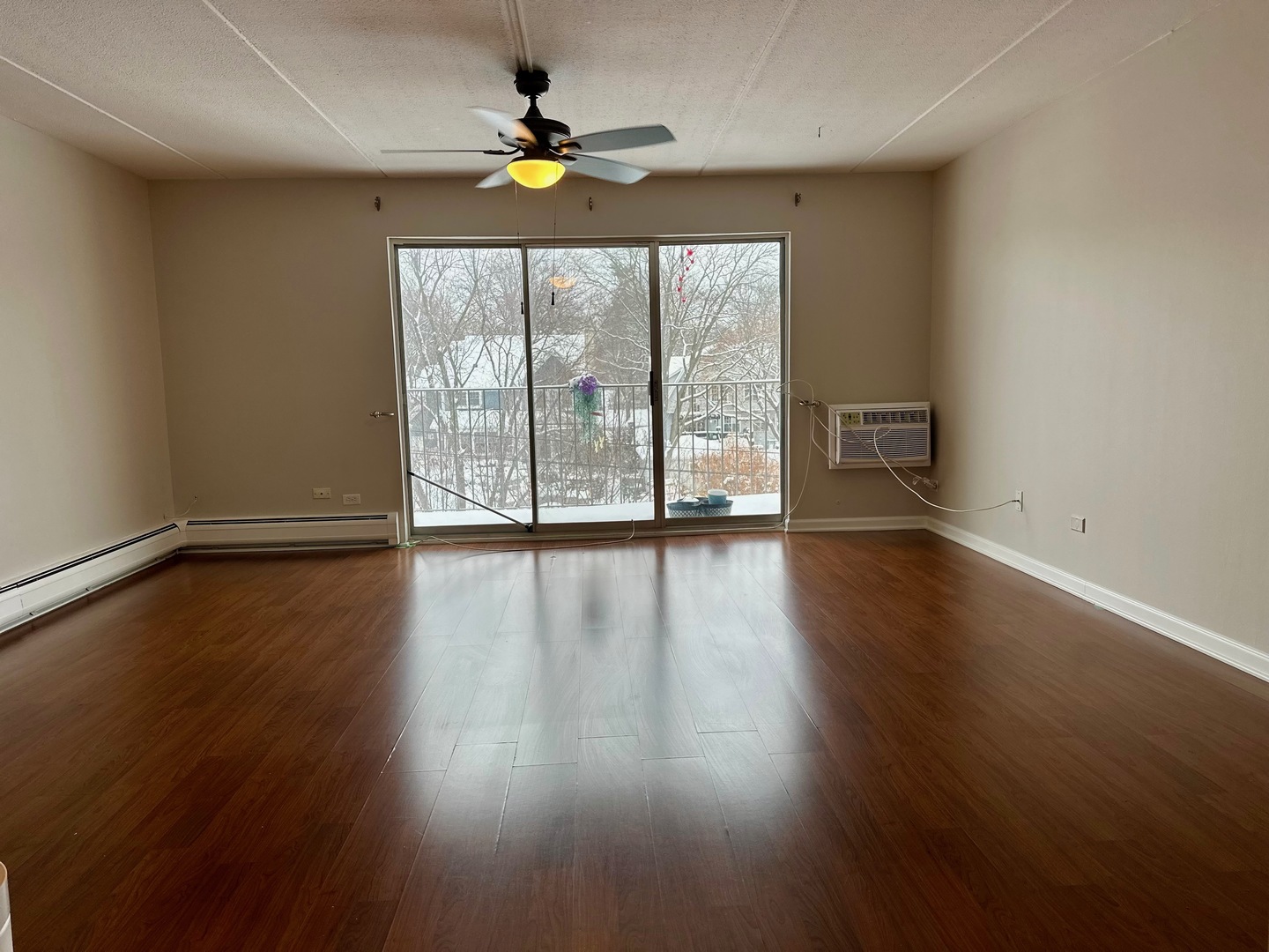 5125 Blodgett Avenue, Unit 418 Downers Grove, IL 60515 - Photo 2 of 8