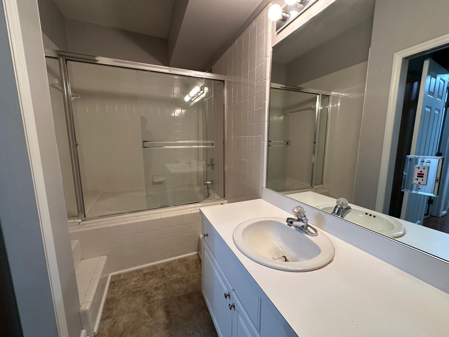 8251 Hempshire Place, Unit 104 Raleigh, NC 27613 - Photo 12 of 42 Photo #12