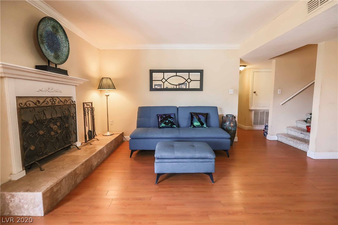 7225 Roe Court Las Vegas, NV 89145 - Photo 13 of 43 Gallery Image 13