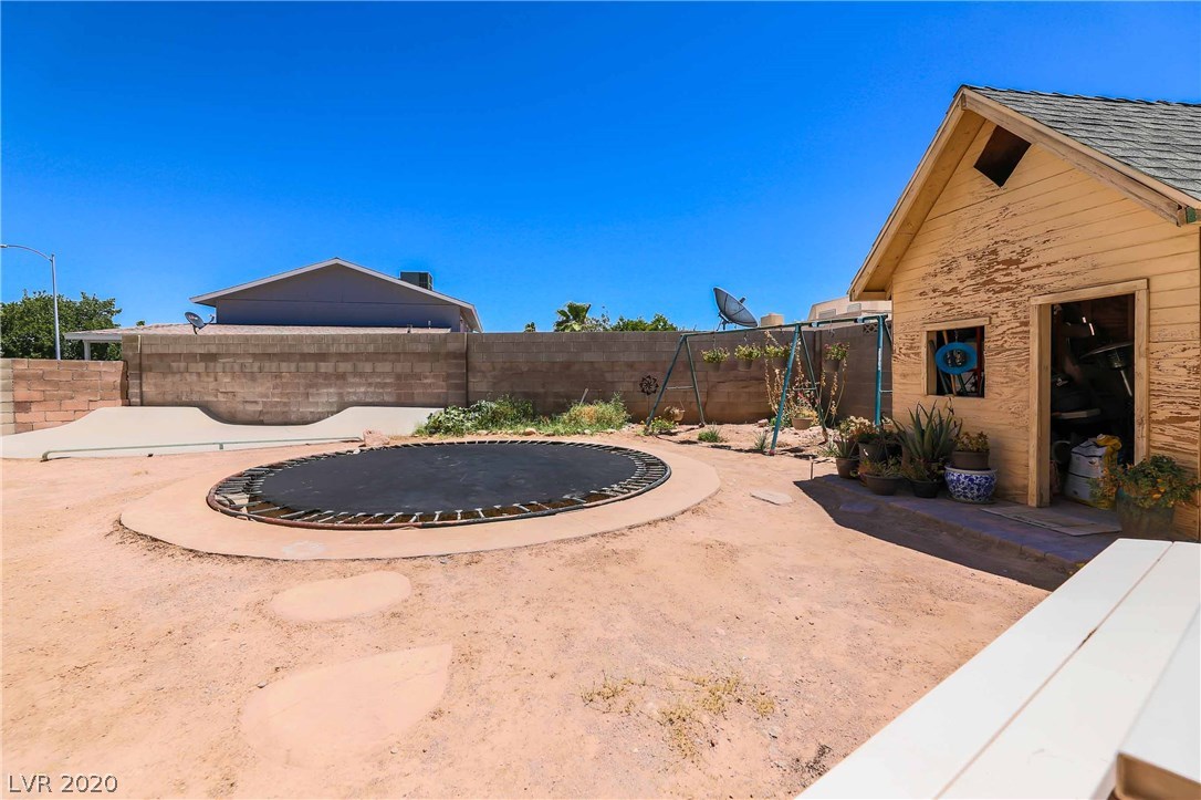 7225 Roe Court Las Vegas, NV 89145 - Photo 42 of 43 Gallery Image 42