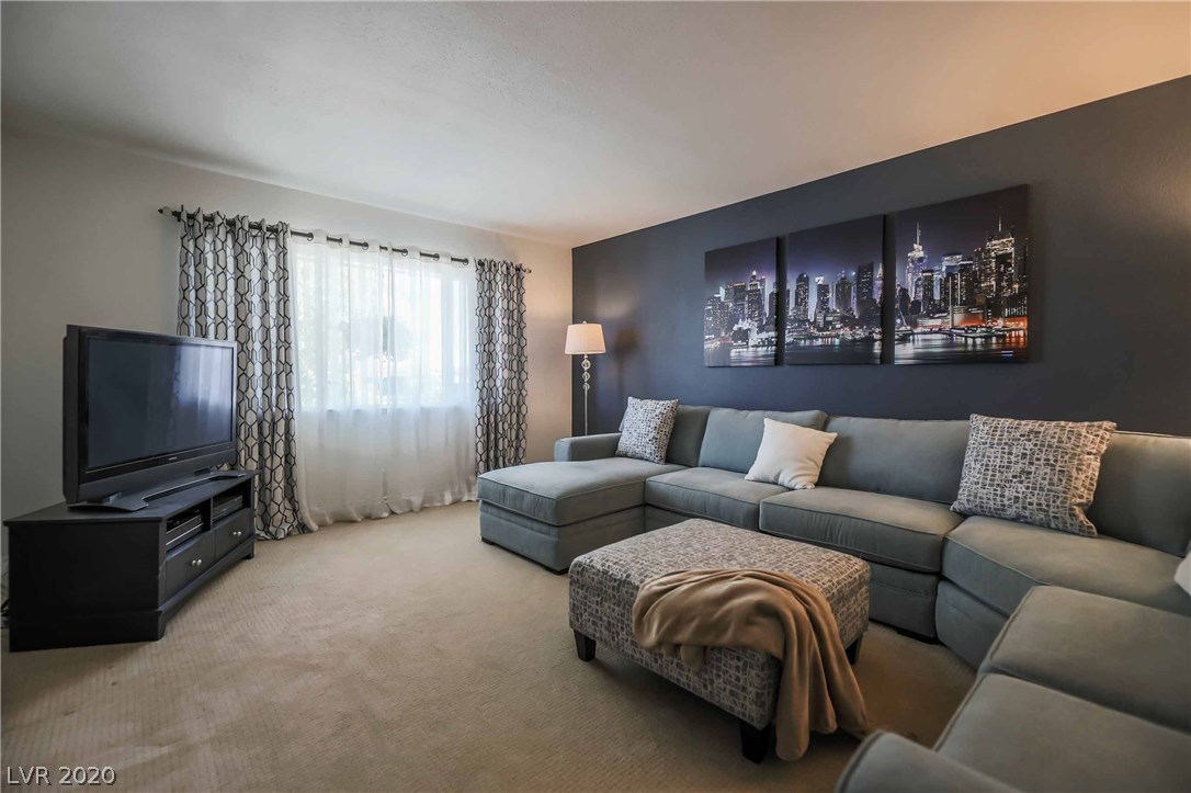 7225 Roe Court Las Vegas, NV 89145 - Photo 6 of 43 Gallery Image 6