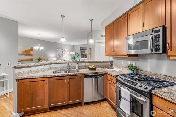 $570,000 | 15700 116th Avenue Northeast, Unit 102A, Bothell, WA 98011
