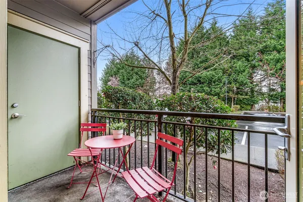 $570,000 | 15700 116th Avenue Northeast, Unit 102A, Bothell, WA 98011