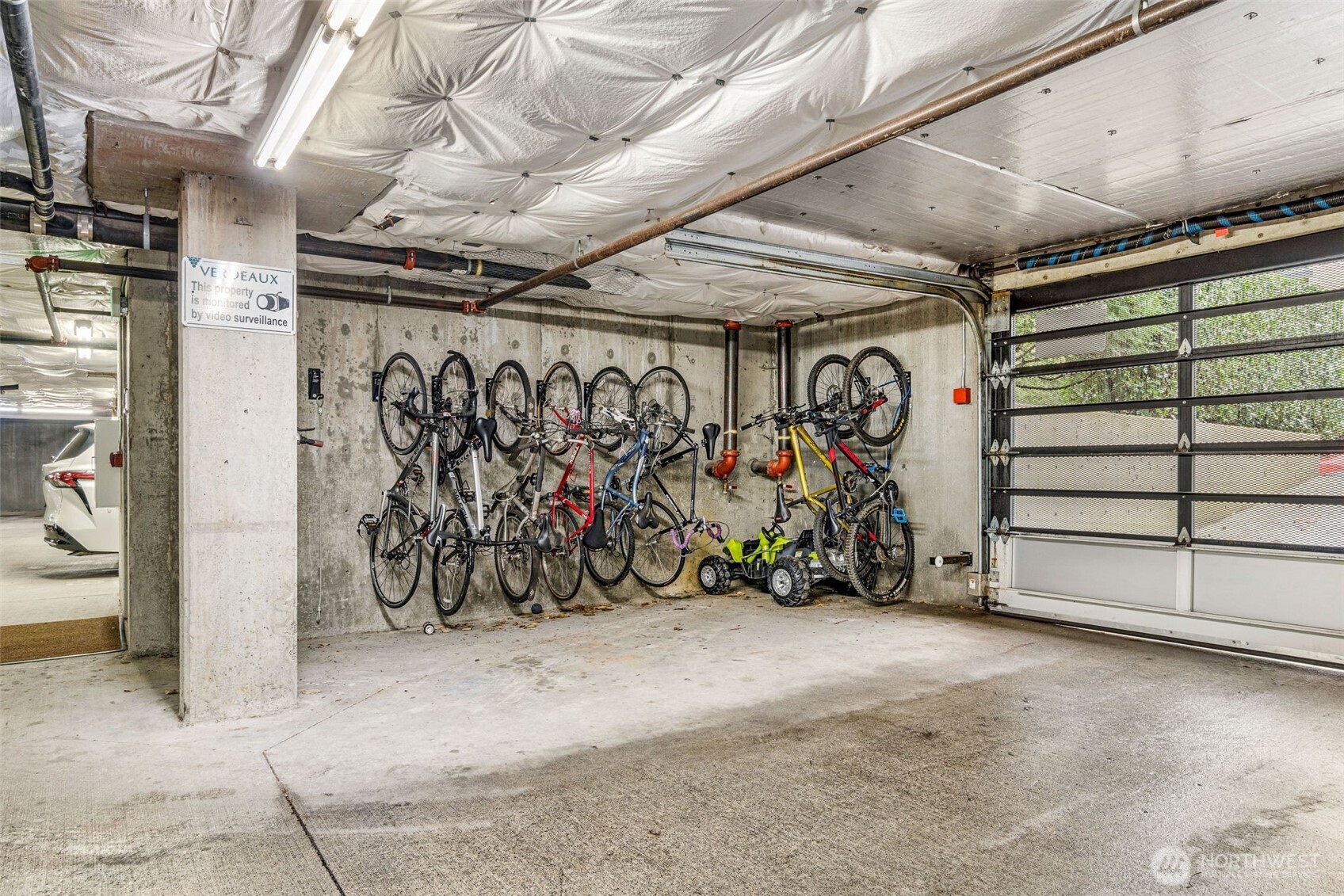 15700 116th Avenue Northeast, Unit 102A Bothell, WA 98011 - Photo 27 of 35