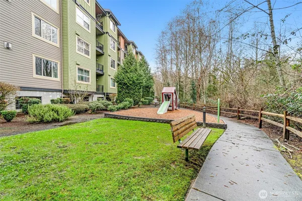 $570,000 | 15700 116th Avenue Northeast, Unit 102A, Bothell, WA 98011
