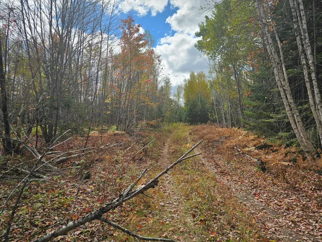 $85,000 | 12 Fox Run, Ellsworth, ME 04605