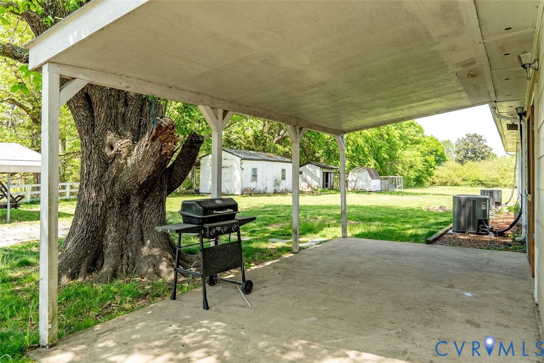 885 Cartersville Road Cumberland, VA 23040 - Photo 50 of 80 Covered Patio