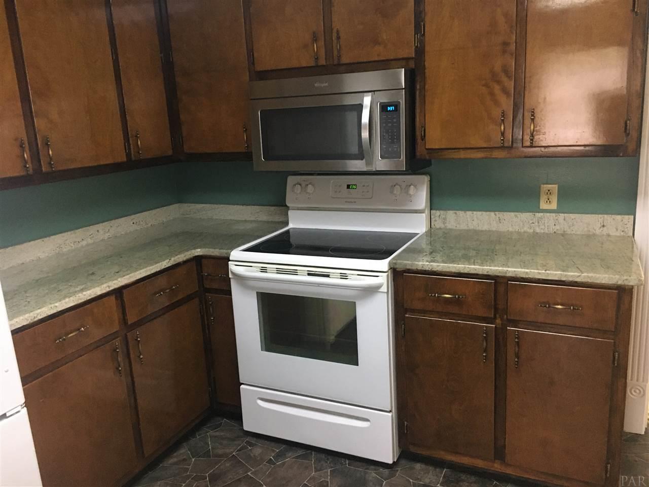 605 Perch Street Atmore, AL 36502 - Photo 6 of 28 Gallery Image 6
