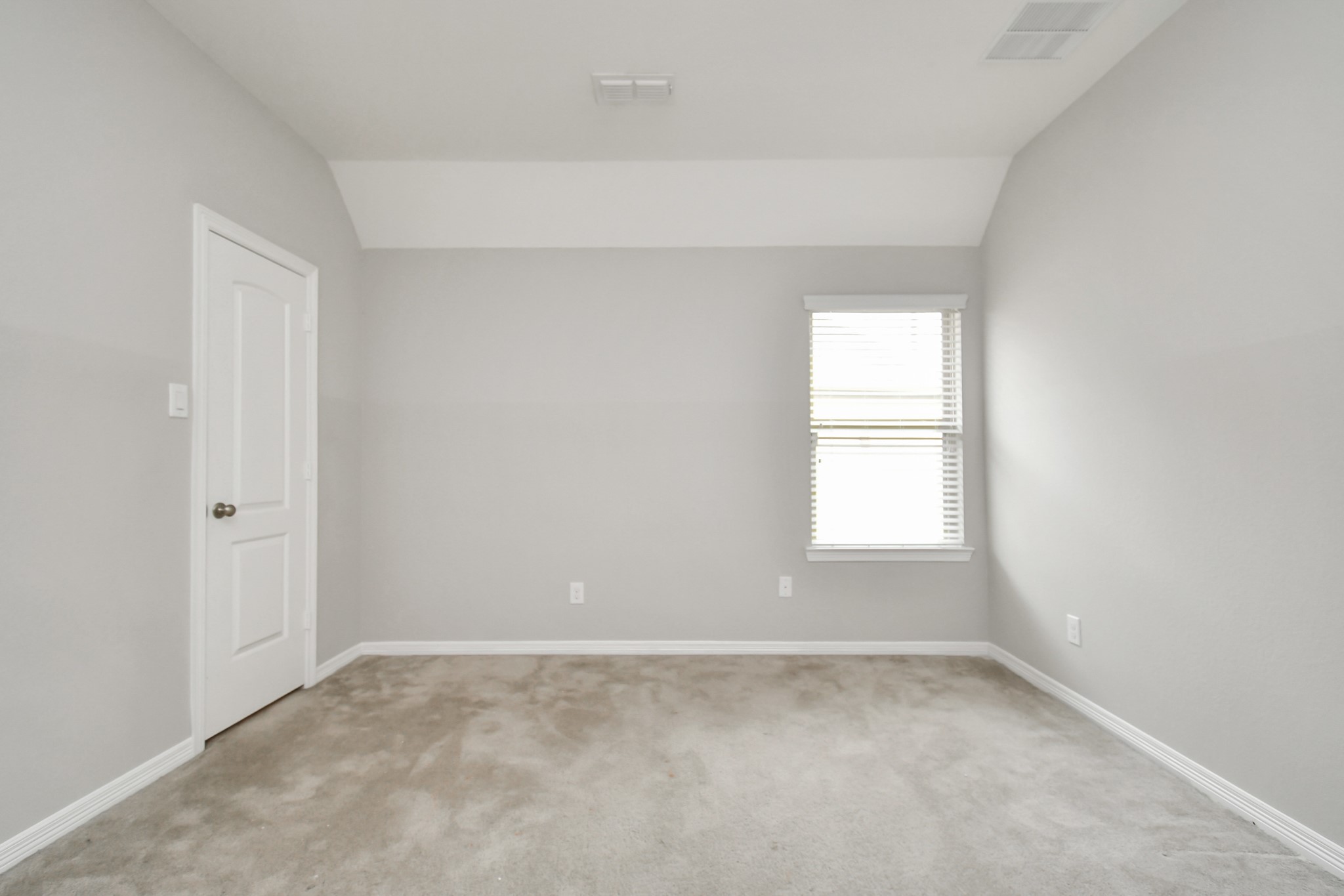 3803 May Ridge Lane Sugar Land, TX 77479 - Photo 42 of 47 an empty room with a window