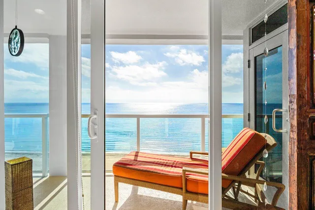 $1,250,000 | 2800 South Ocean Boulevard, Unit 11C, Boca Raton, FL 33432