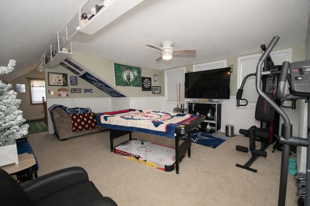 75 Gillette Circle Springfield, MA 01118 - Photo 12 of 22 Gallery Image 12