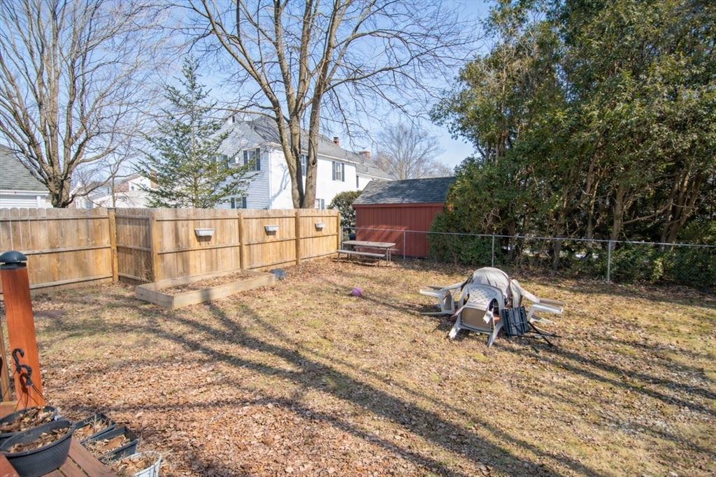 75 Gillette Circle Springfield, MA 01118 - Photo 22 of 22 Gallery Image 22