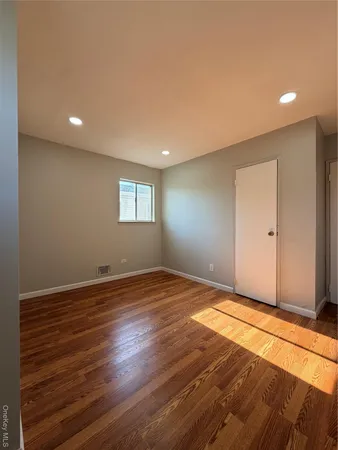 $2,600 | 153-16 110th Road, Unit 2 | Jamaica