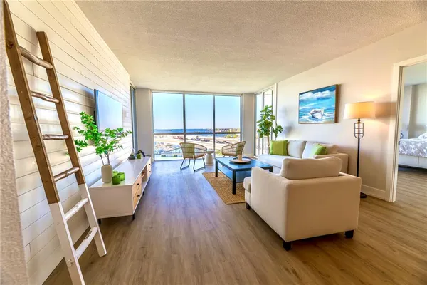 $3,200 | 100 Pierce Street, Unit 1102, Clearwater, FL 33756