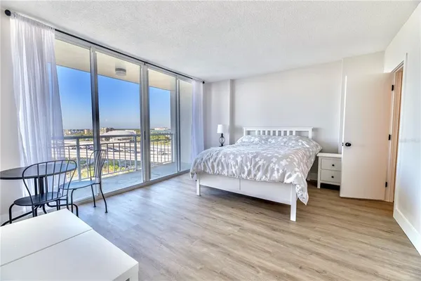 $3,200 | 100 Pierce Street, Unit 1102, Clearwater, FL 33756
