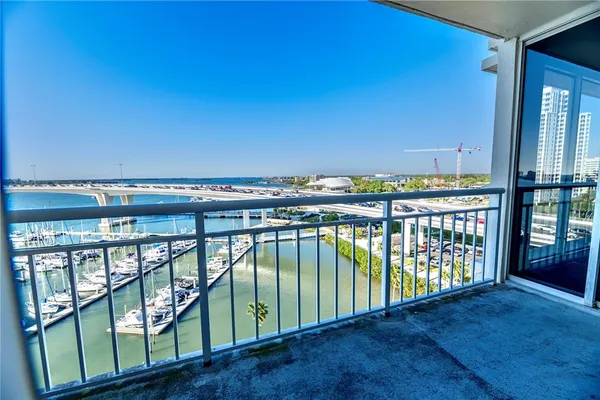 $3,200 | 100 Pierce Street, Unit 1102, Clearwater, FL 33756