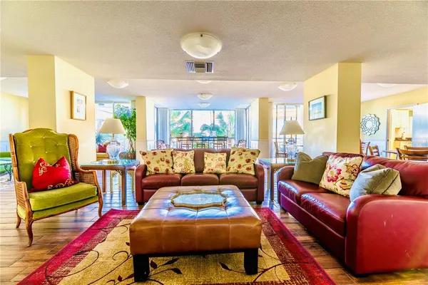 $3,200 | 100 Pierce Street, Unit 1102, Clearwater, FL 33756