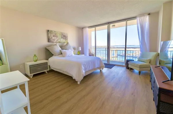 $3,200 | 100 Pierce Street, Unit 1102, Clearwater, FL 33756