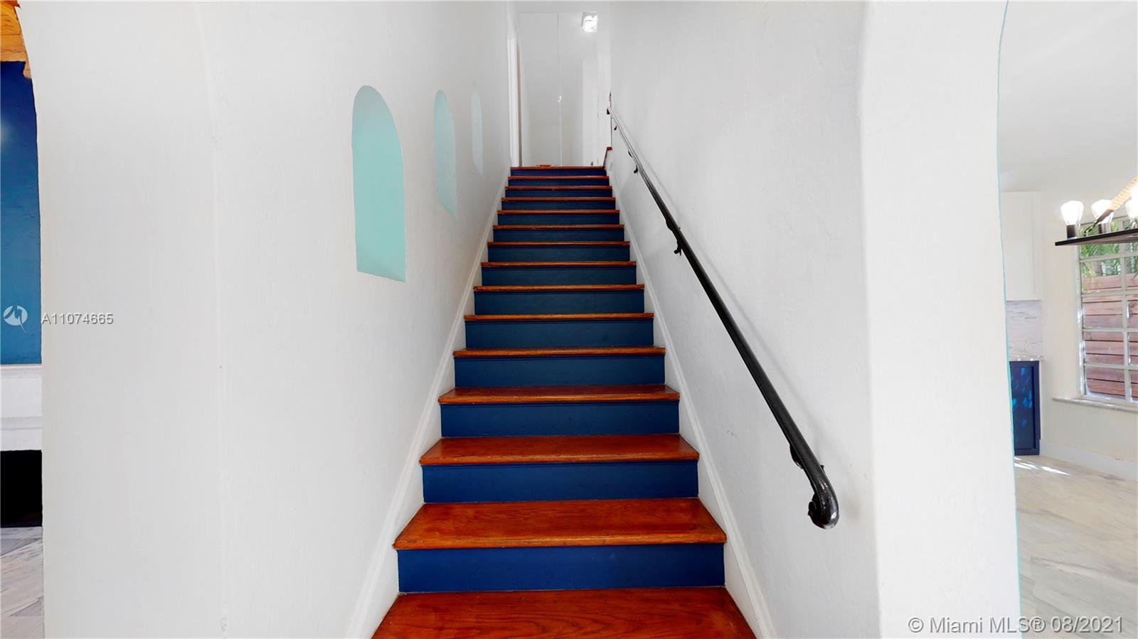 2032 Alton Road Miami Beach, FL 33140 - Photo 15 of 35 a view of entryway