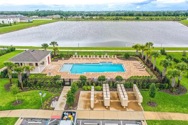 $425,000 | 1328 Daisy Field Drive, Winter Haven, FL 33884