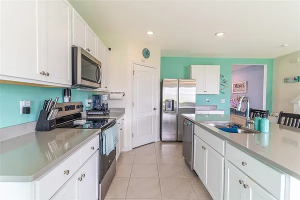 $425,000 | 1328 Daisy Field Drive, Winter Haven, FL 33884