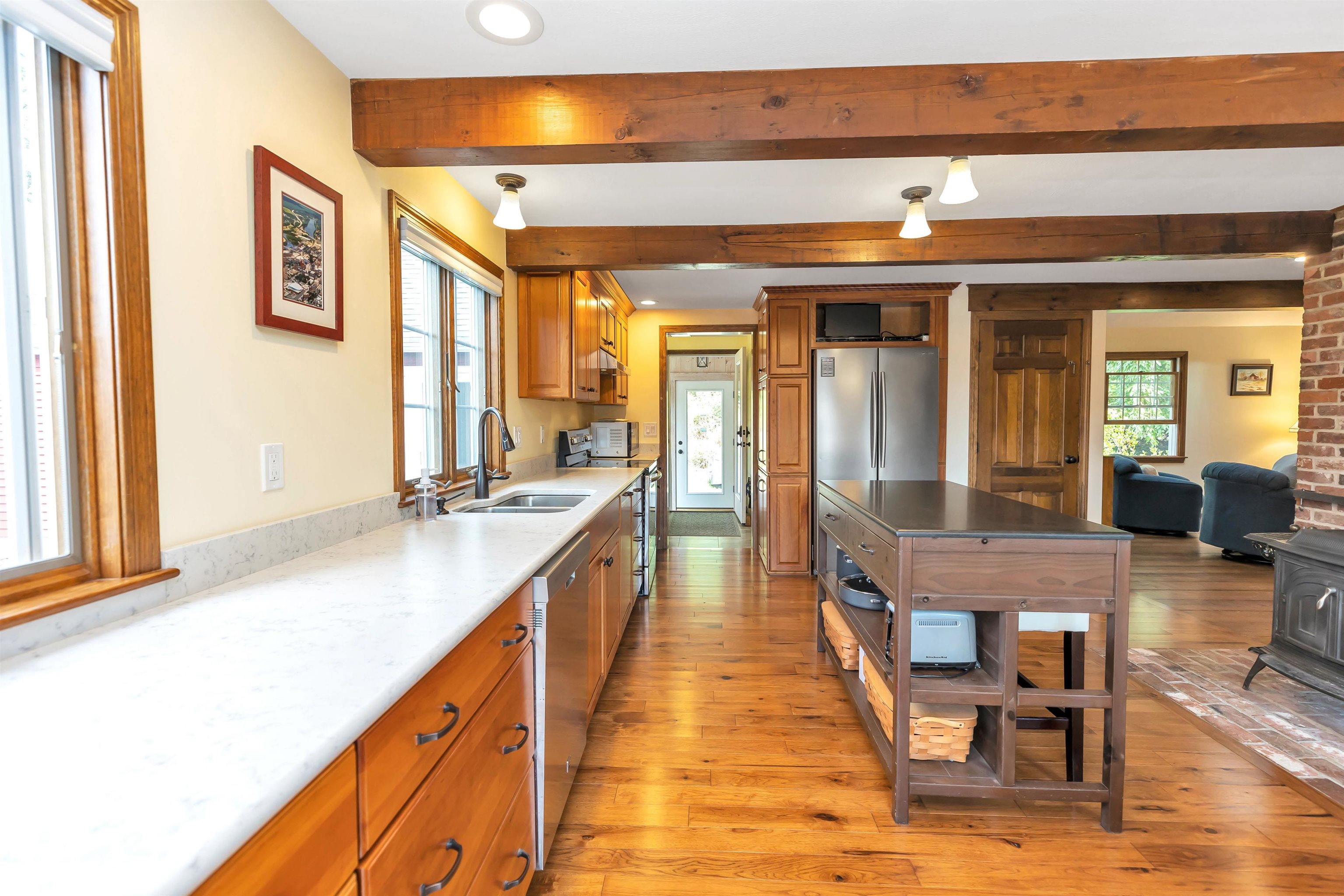 129 Worcester Road Hollis, NH 03049 - Photo 13 of 40