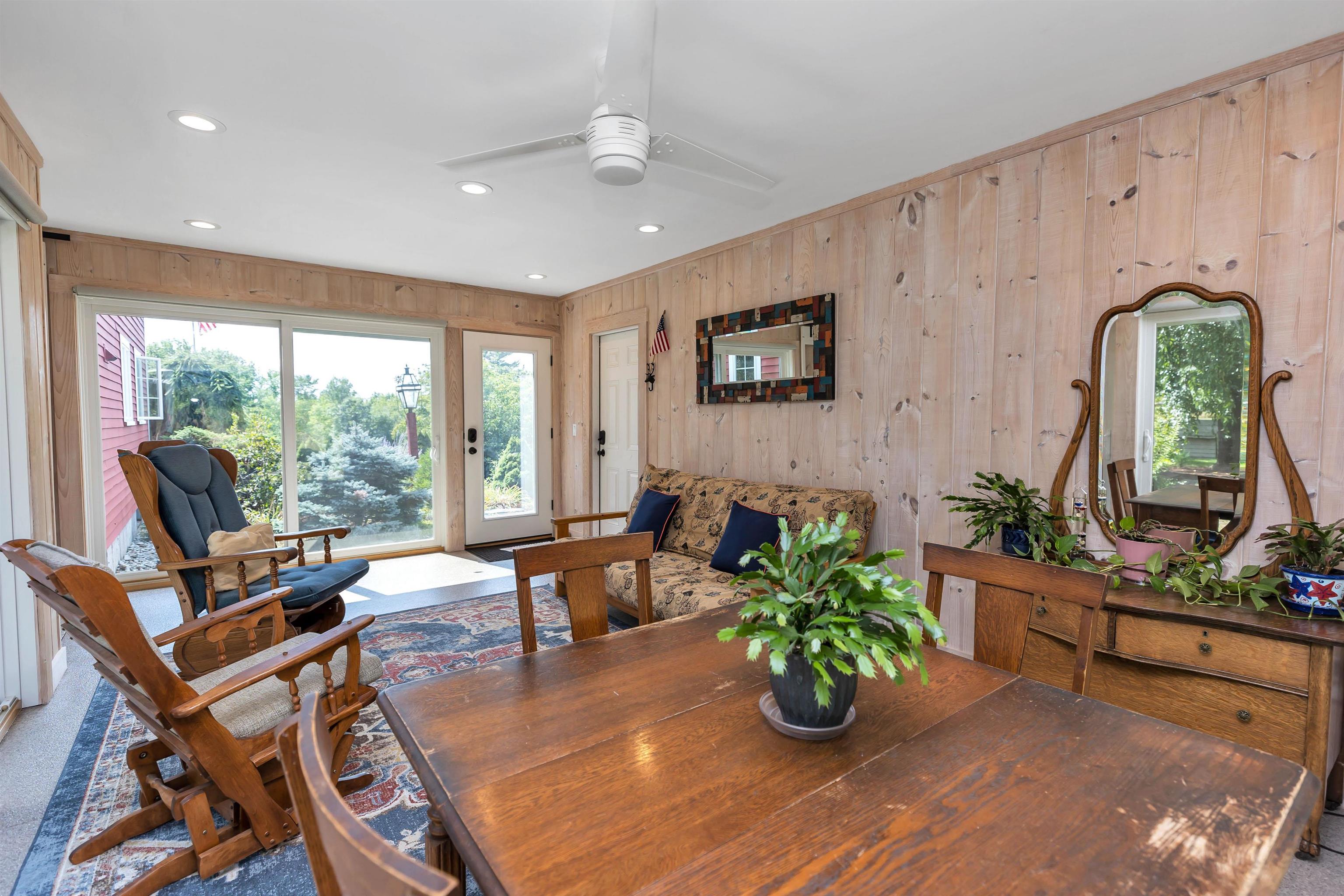129 Worcester Road Hollis, NH 03049 - Photo 5 of 40