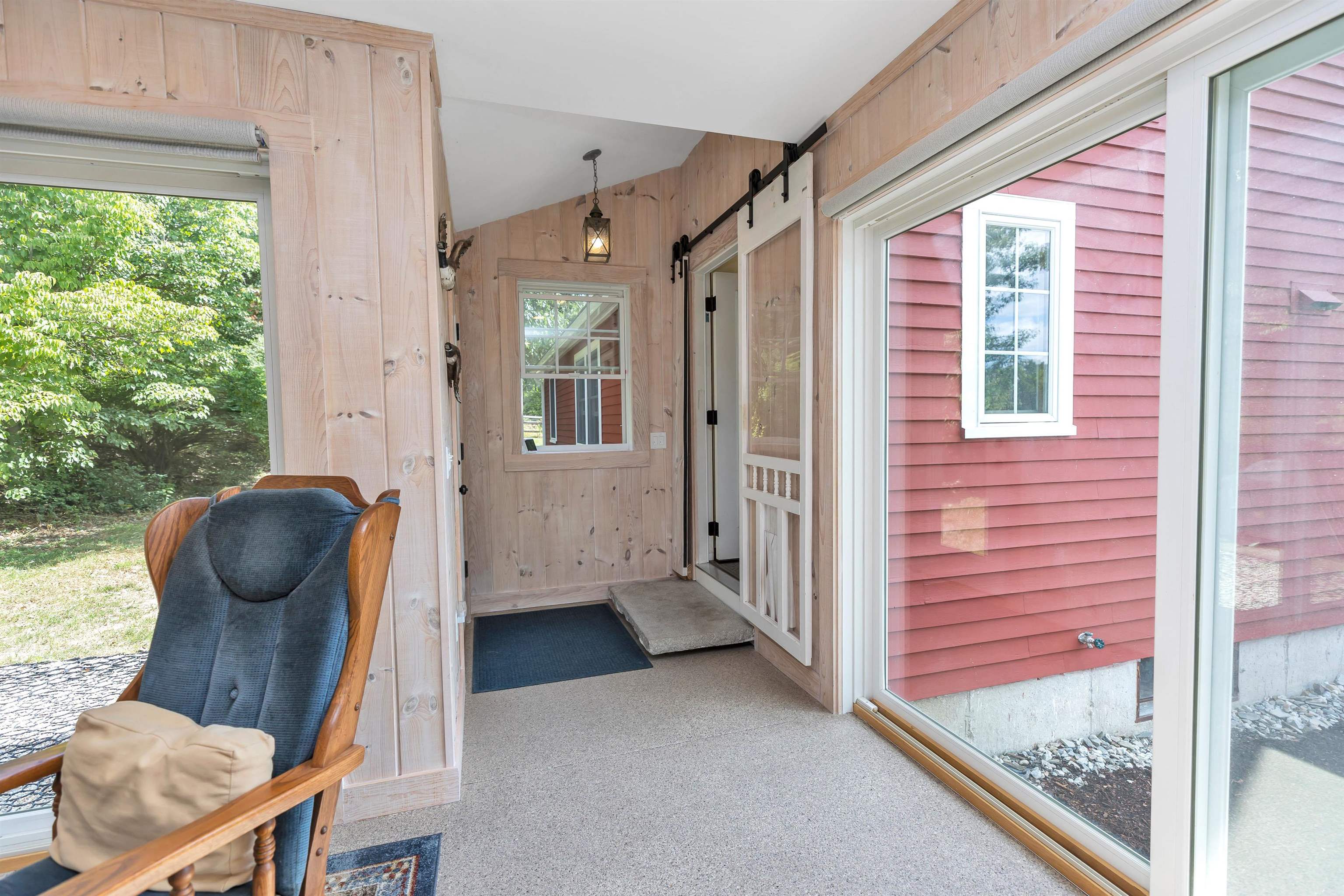 129 Worcester Road Hollis, NH 03049 - Photo 6 of 40