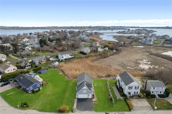 $1,495,000 | 18 Starfish Drive, Narragansett, RI 02882