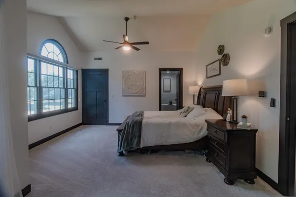 $525,000 | 71 Ford Drive, East Dubuque, IL 61025