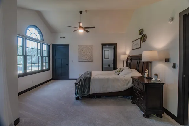 $525,000 | 71 Ford Drive, East Dubuque, IL 61025