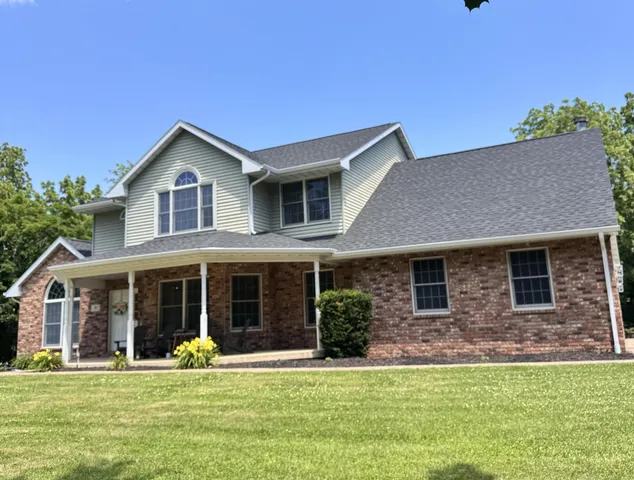 $540,000 | 71 Ford Drive, East Dubuque, IL 61025