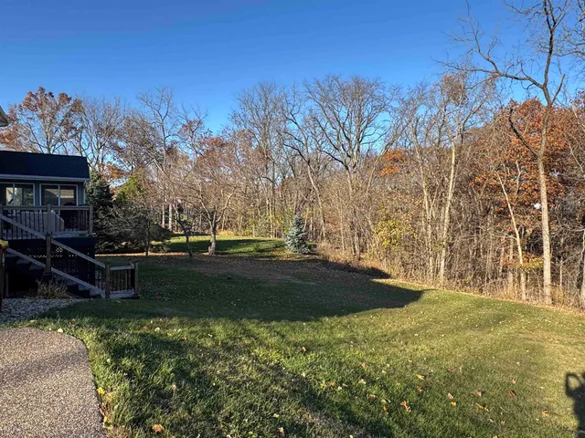 $525,000 | 71 Ford Drive, East Dubuque, IL 61025