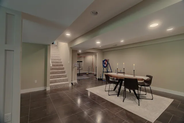 $525,000 | 71 Ford Drive, East Dubuque, IL 61025