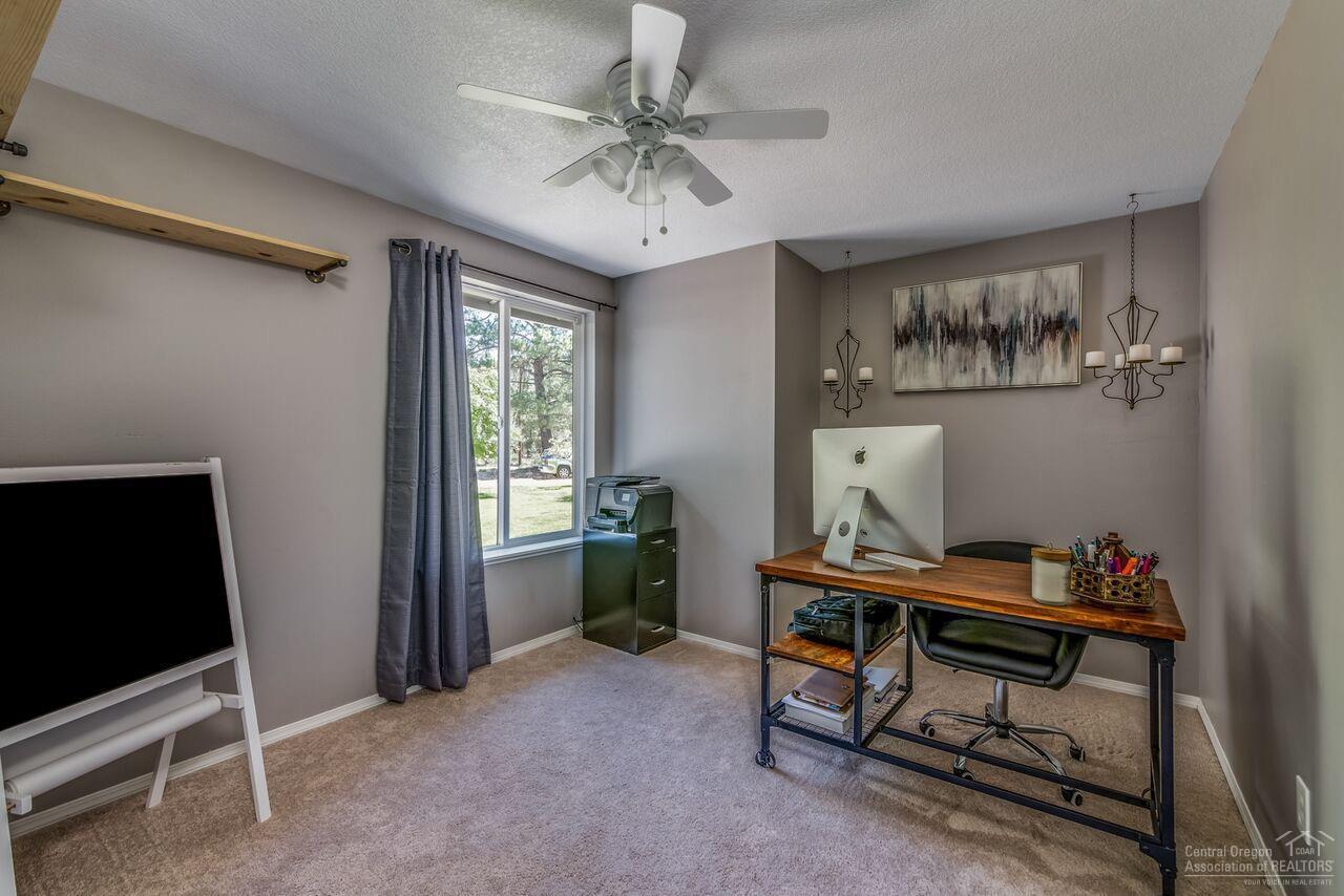 60015 Navajo Road Bend, OR 97702 - Photo 17 of 25 Additional Photo