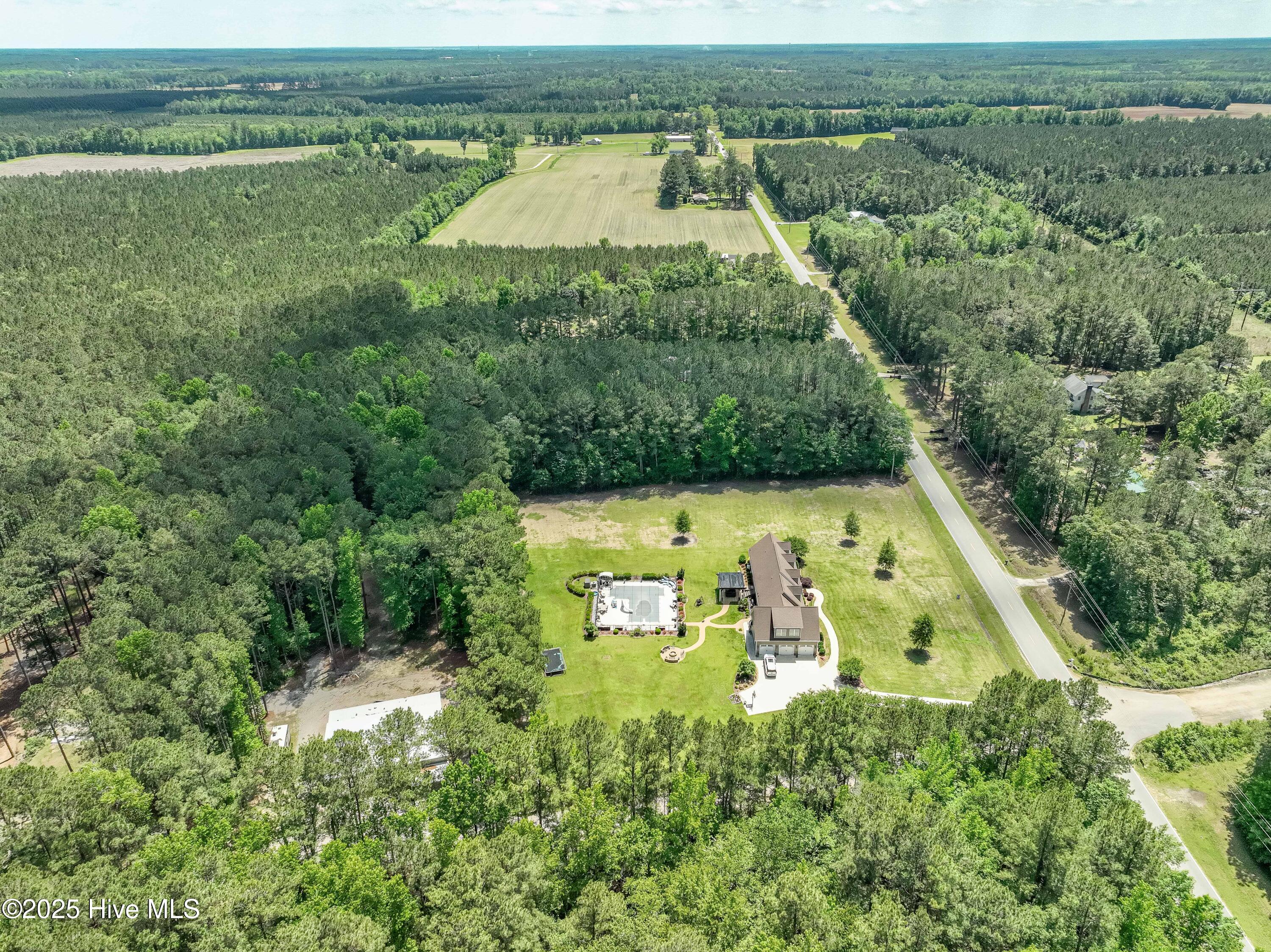 2048 Robersonville Road Washington, NC 27889 - Photo 6 of 64 DJI_0185