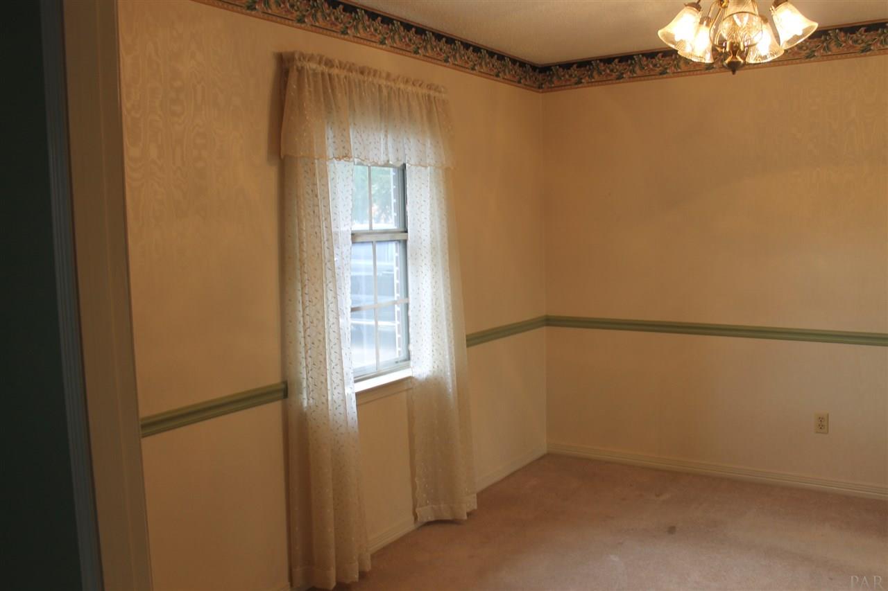 5700 Keystone Road Pensacola, FL 32504 - Photo 4 of 31 Gallery Image 4