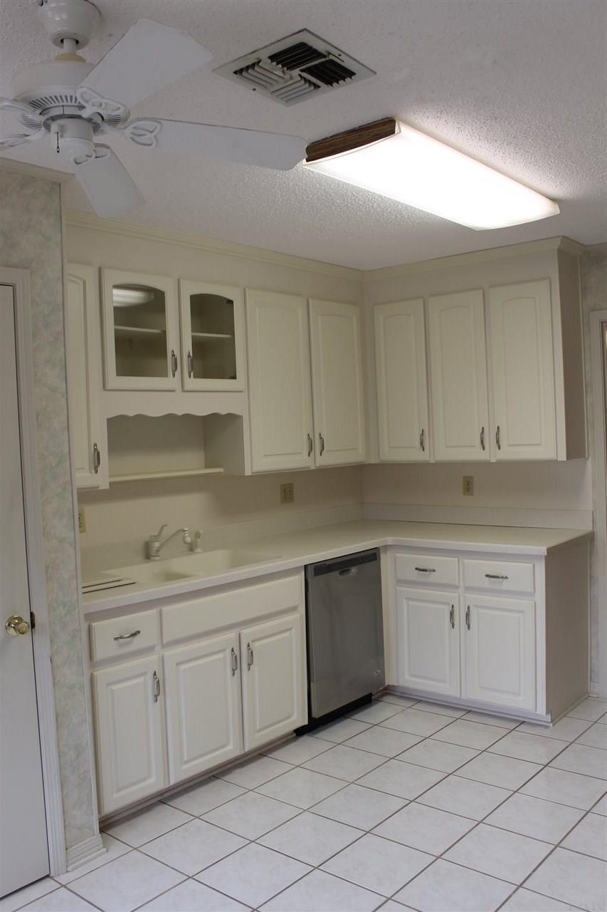 5700 Keystone Road Pensacola, FL 32504 - Photo 8 of 31 Gallery Image 8