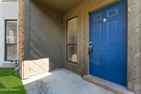 $1,195 | 1983 South Brightside View Drive, Unit C, Baton Rouge, LA 70820