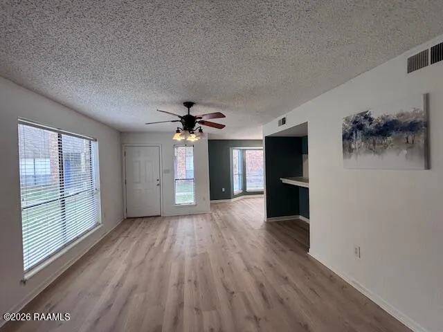 $1,215 | 1983 South Brightside View Drive, Unit C, Baton Rouge, LA 70820