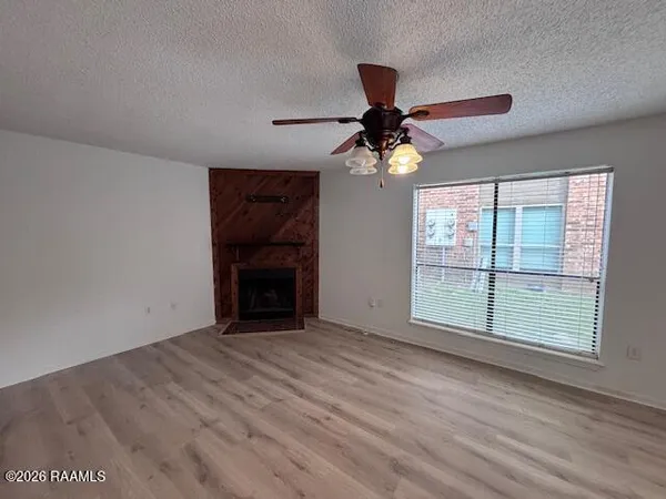$1,195 | 1983 South Brightside View Drive, Unit C, Baton Rouge, LA 70820