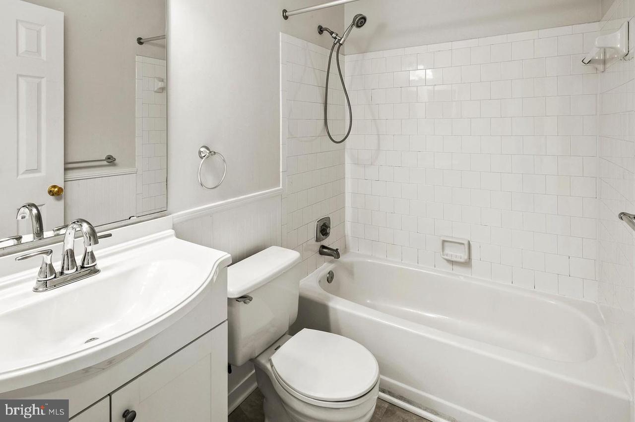 7000 Ducketts Lane, Unit 445 Elkridge, MD 21075 - Photo 25 of 36